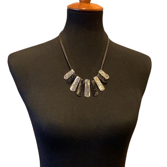 New Silver Black Metal Gladiator Tab Leather Corded Statement Necklace Gift Box - Picture 4 of 4